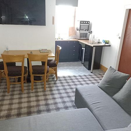 The Townhouse Accommodation Дъмфрийс Екстериор снимка
