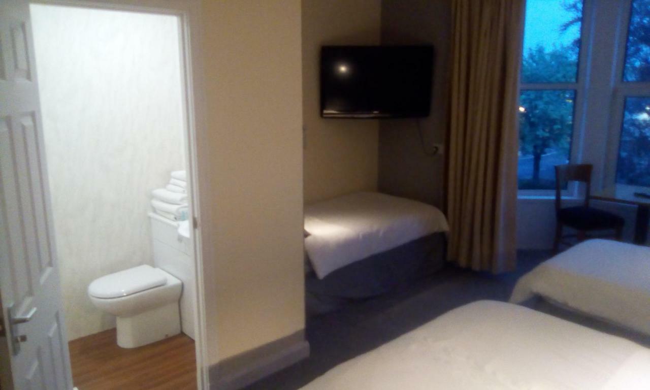 The Townhouse Accommodation Дъмфрийс Екстериор снимка